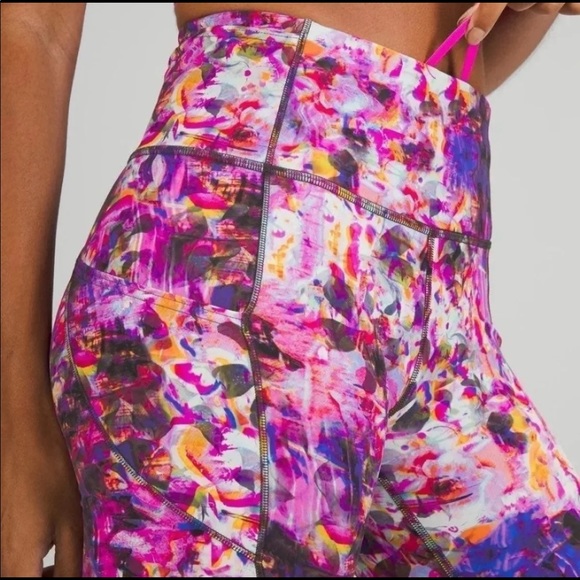 Lululemon SEAWHEEZE Fast And Free - Picture 5 of 6